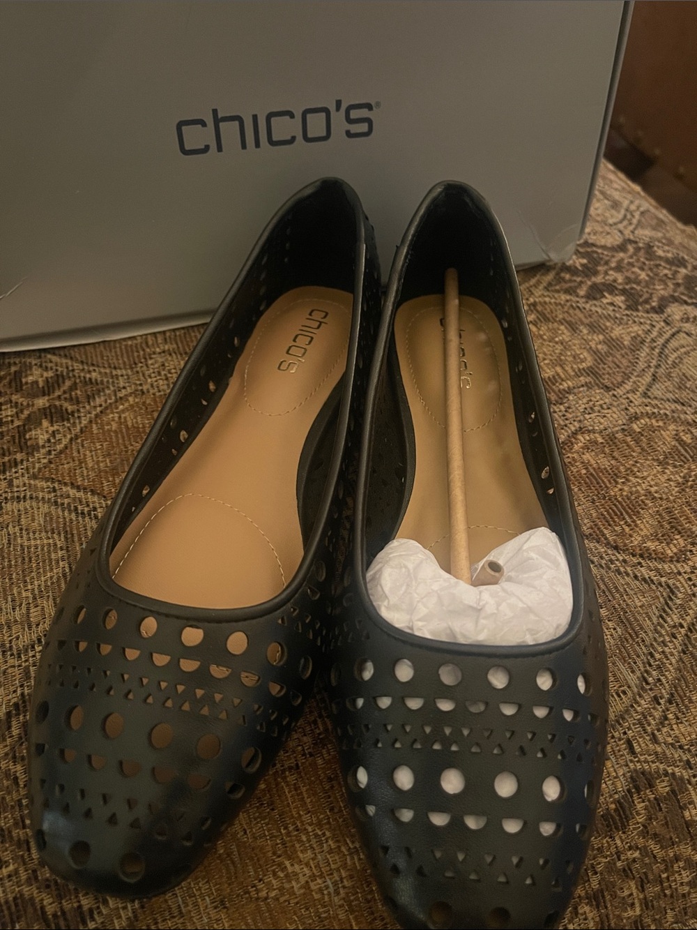 Chico's Black Laser-Cut Leather Ballet Flats SZ 9 NIB
